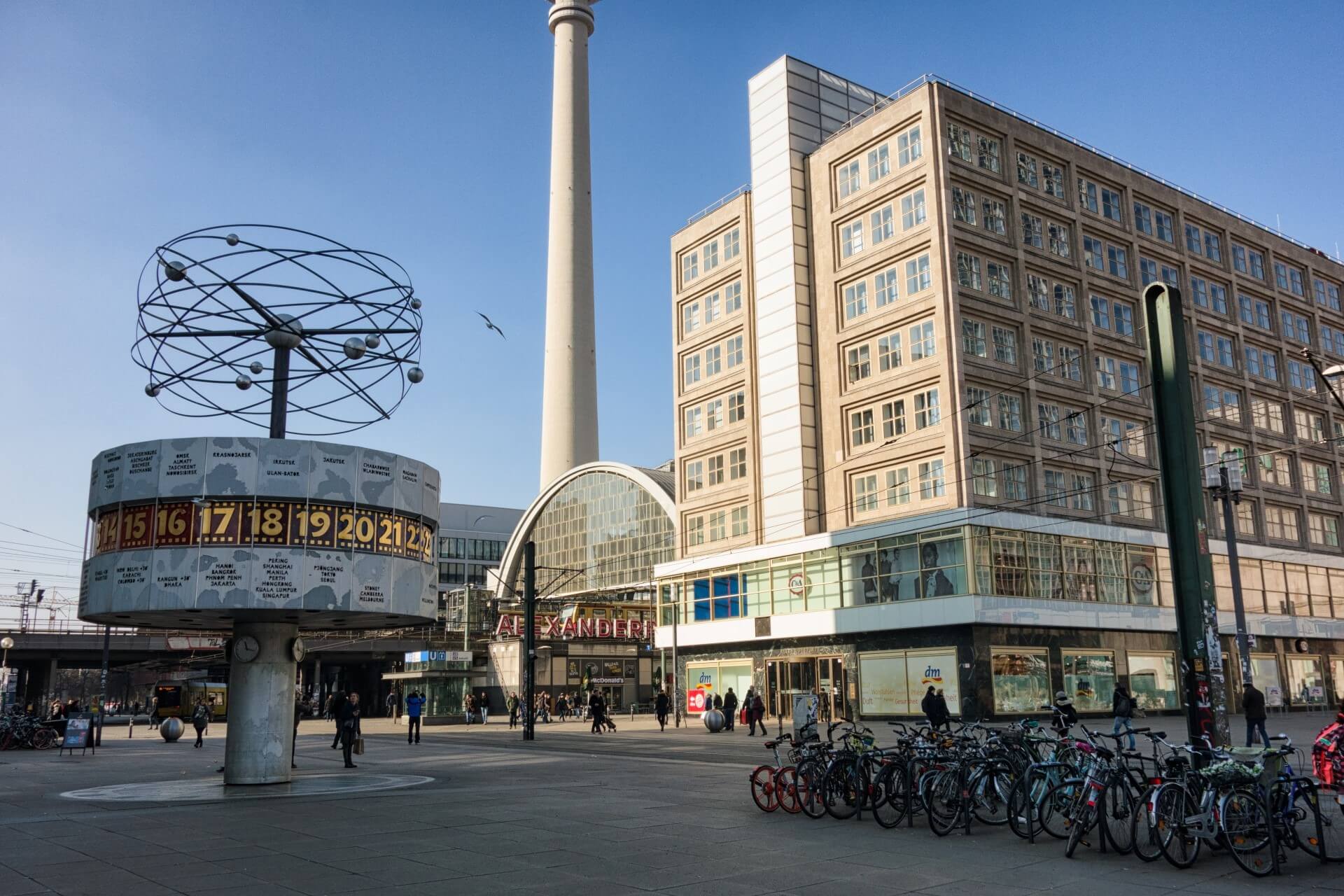 Площадь Alexanderplatz, Берлин