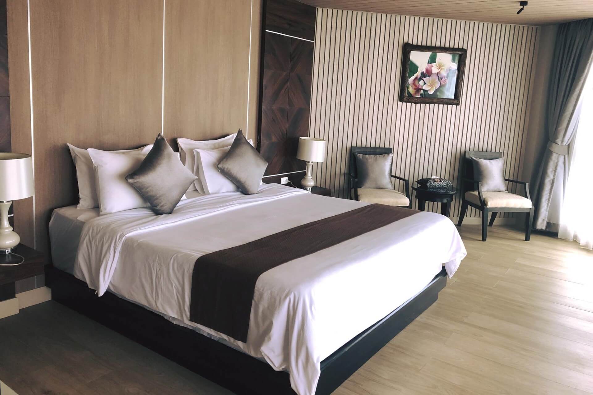 Отель Sea Breeze Jomtien Resort 4*, Паттайя