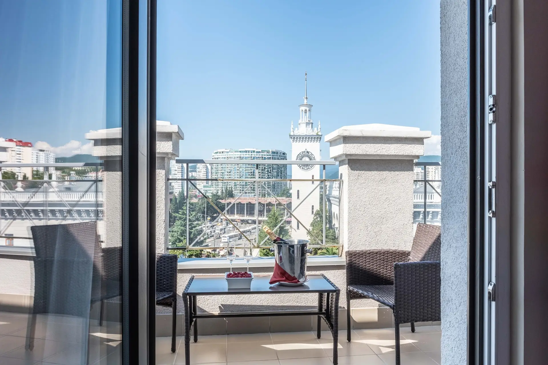 Cosmos Sochi Hotel 4*, Сочи