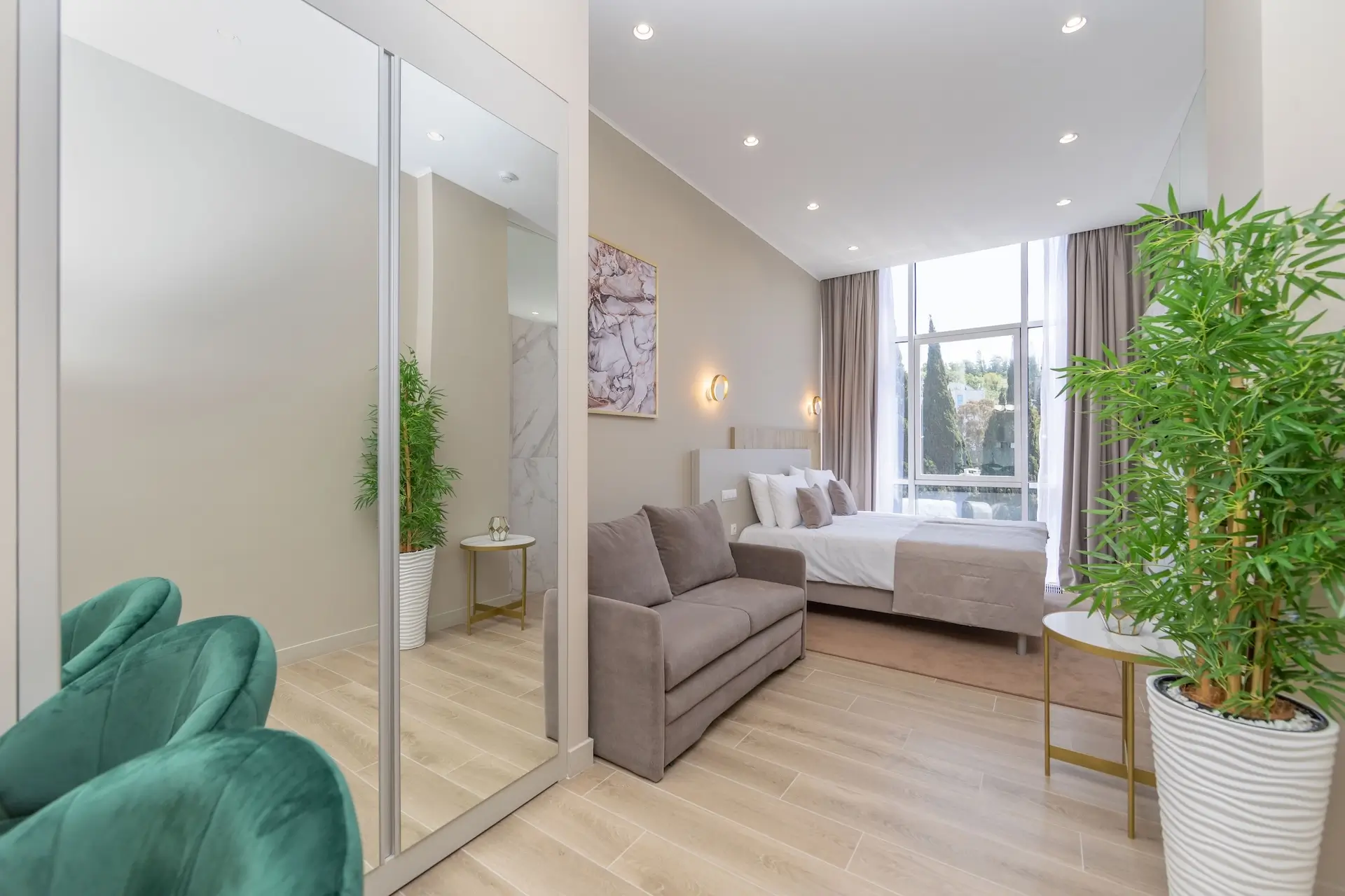 South Mirror Residence 4*, Сочи