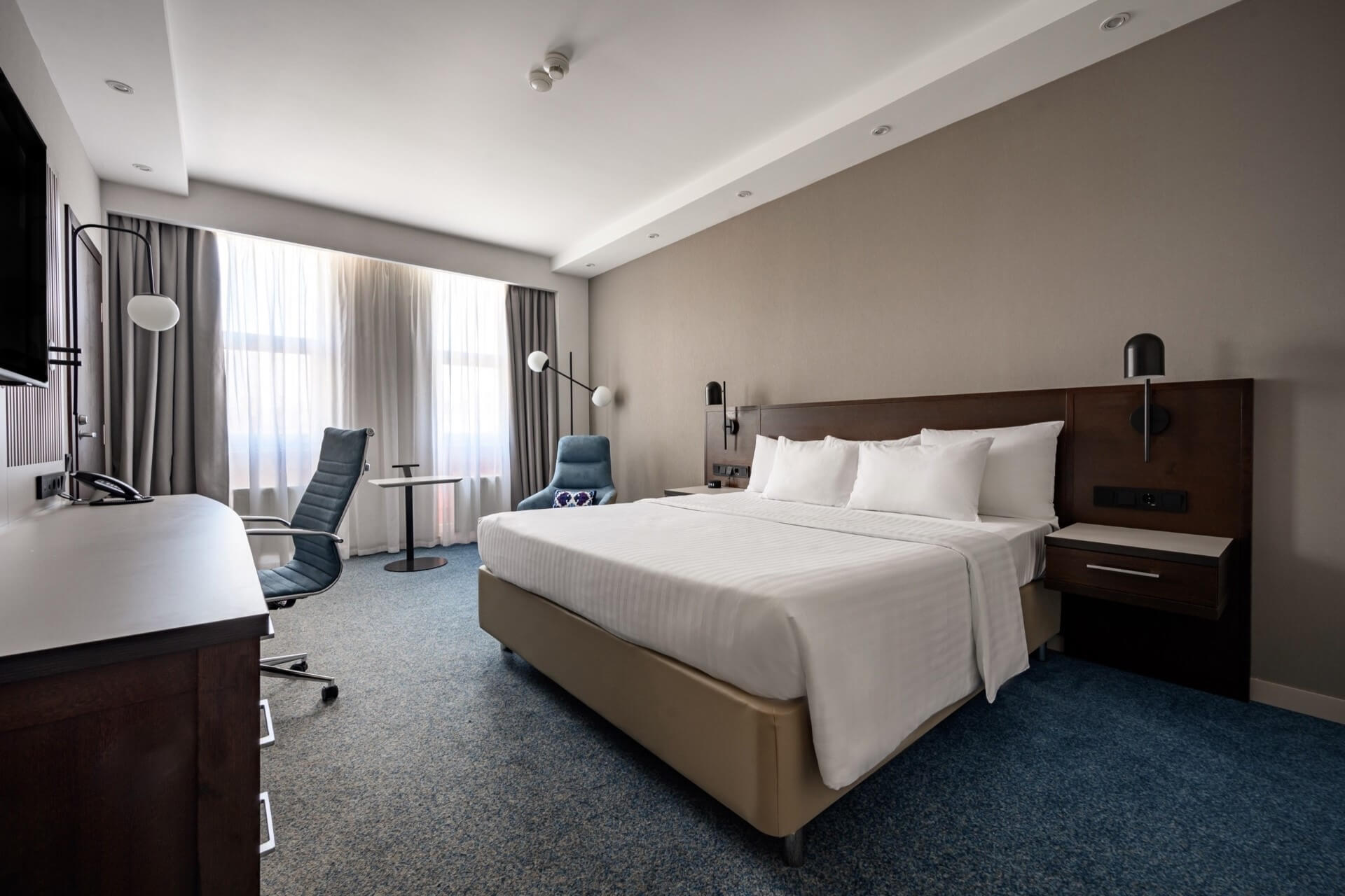 Courtyard by Marriott Kazan Kremlin 4*, Казань
