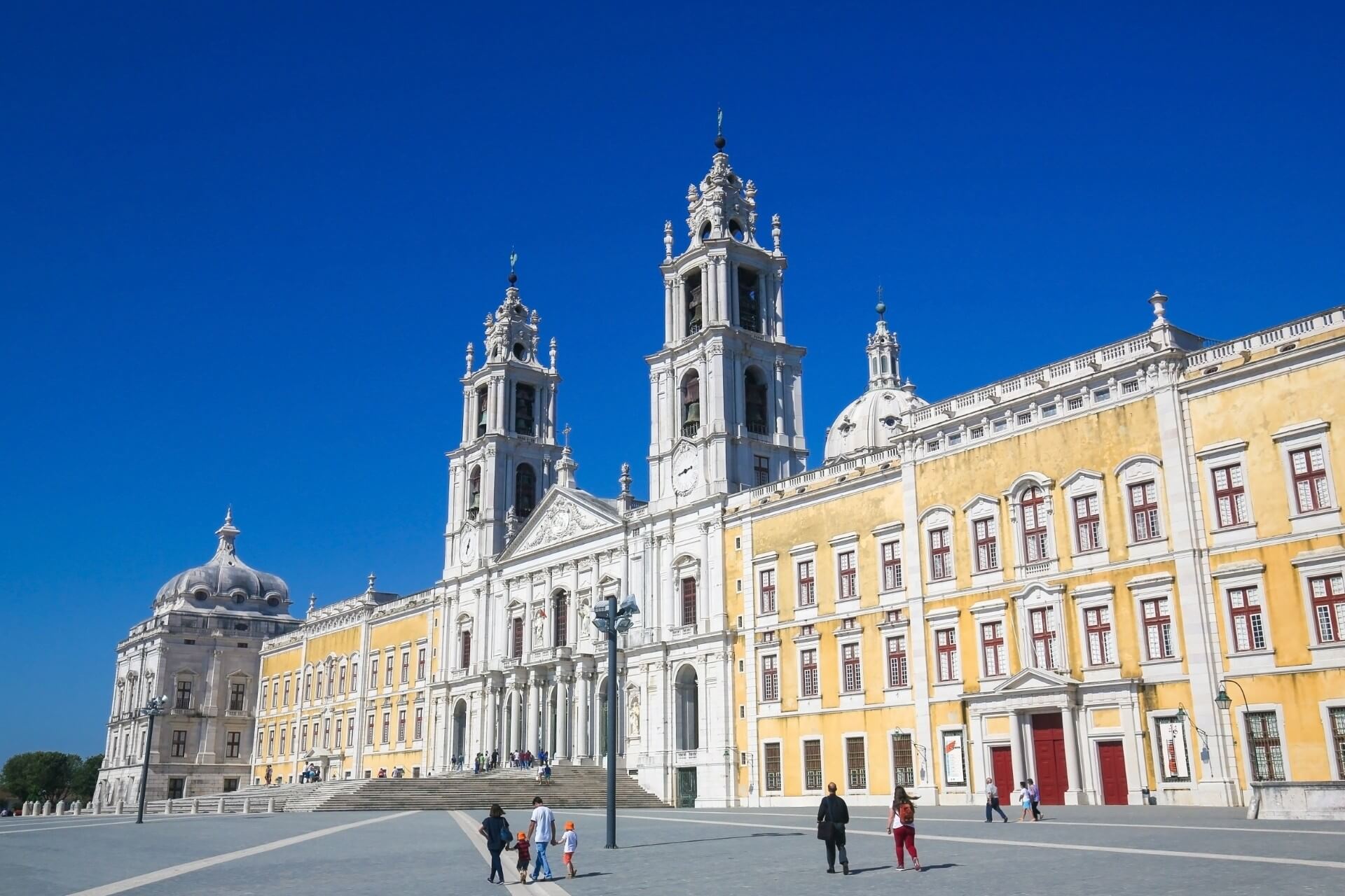 Дворец Мафра, Лиссабон