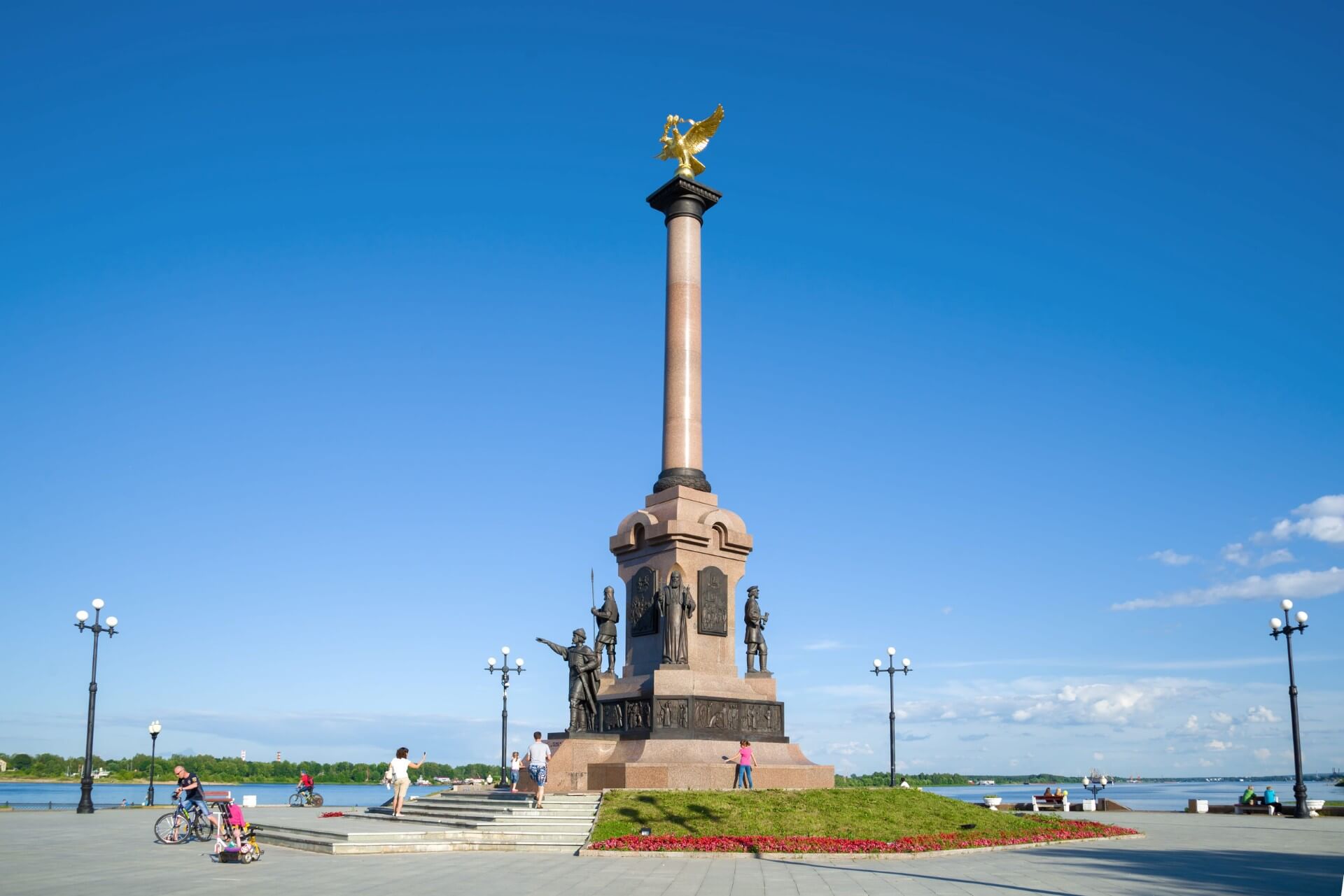 Стелла «1000 лет Ярославлю», Ярославль