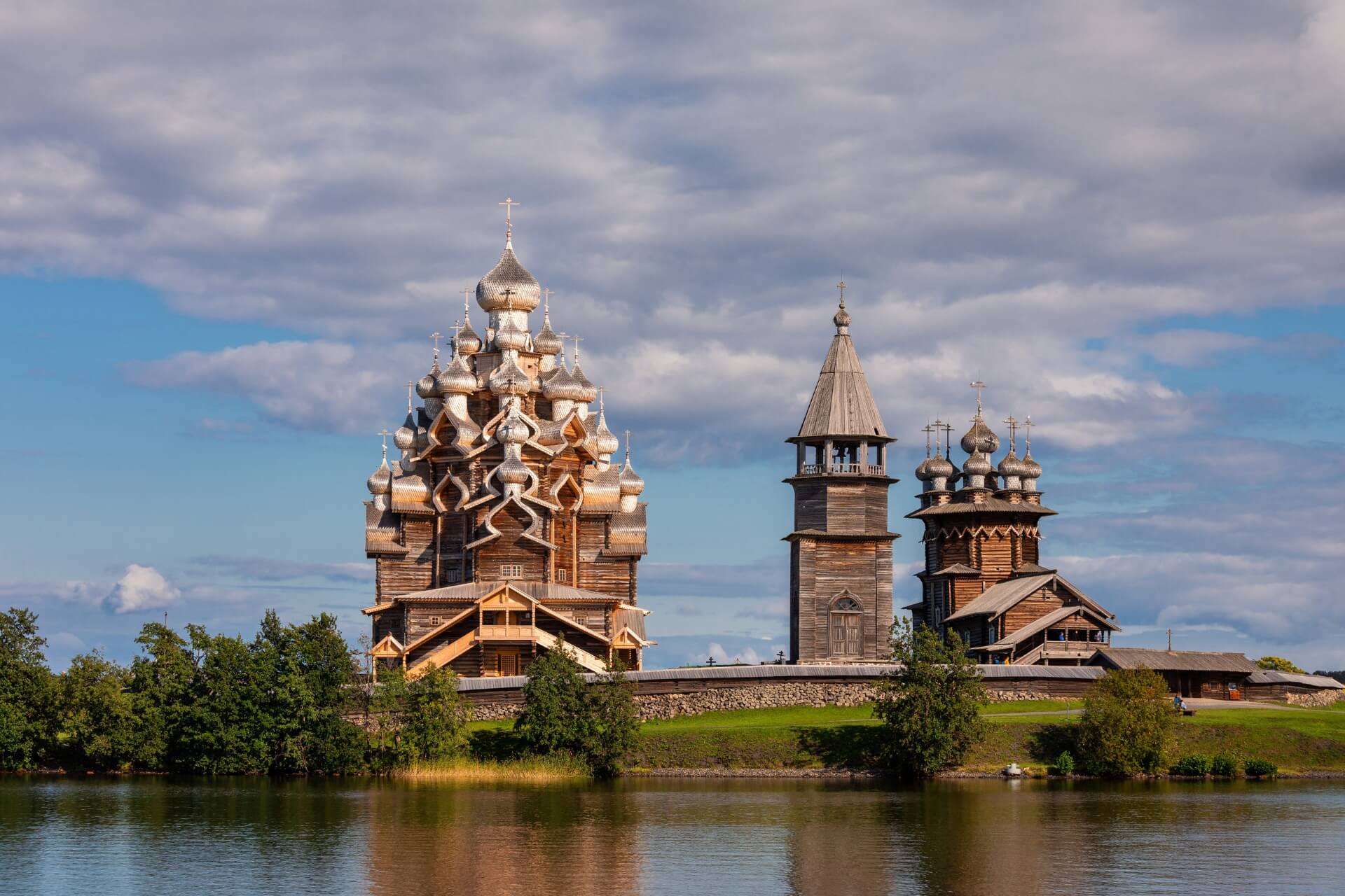 Архитектурный ансамбль Кижи, Россия