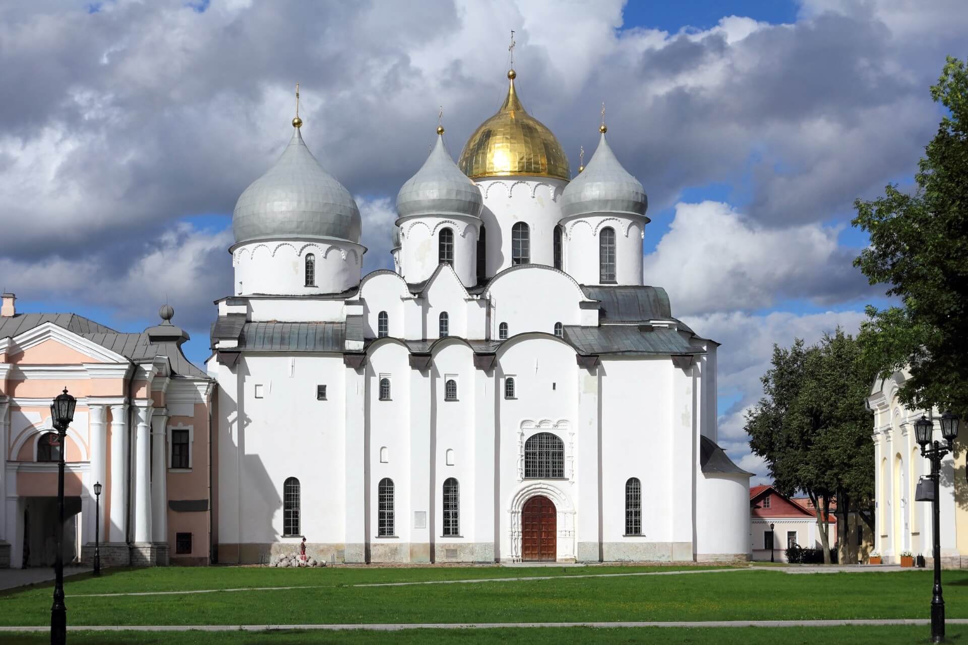 Собор св. Софии в Новгороде, Россия
