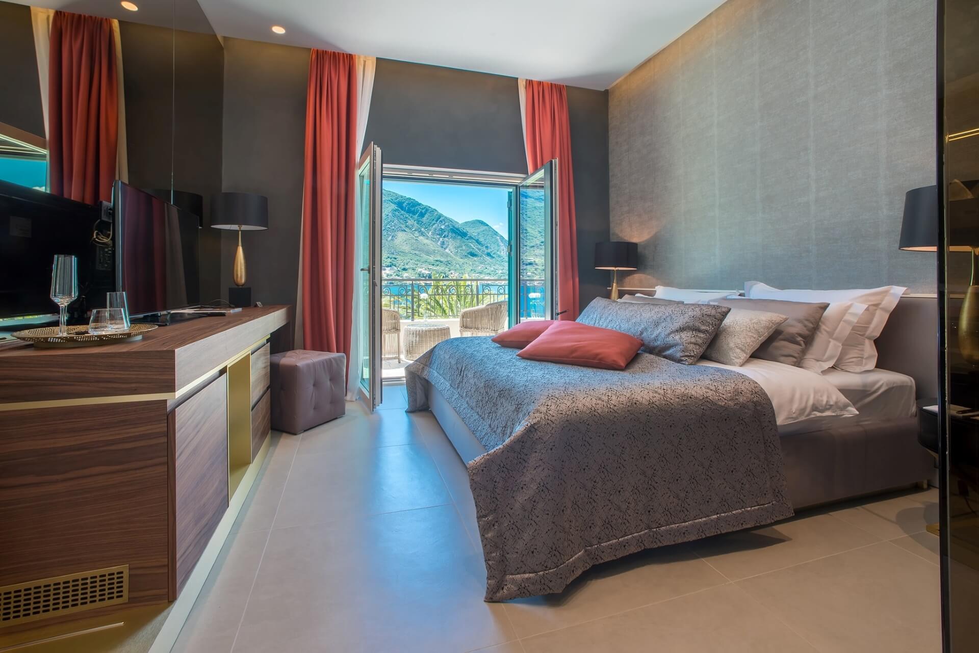 Hotel Forza Mare 5*, Черногория