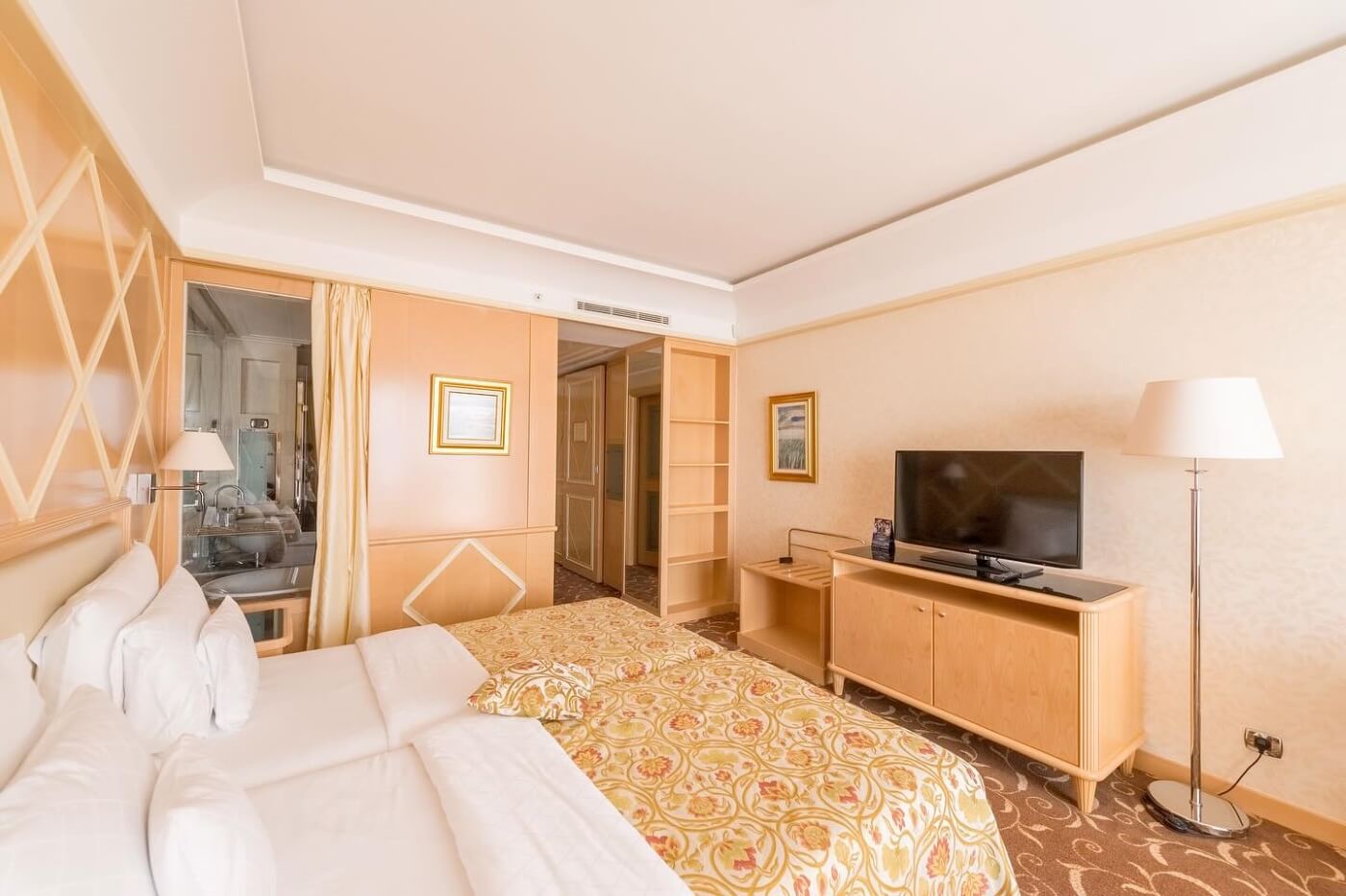 Splendid Conference & Spa Resort 5*, Черногория