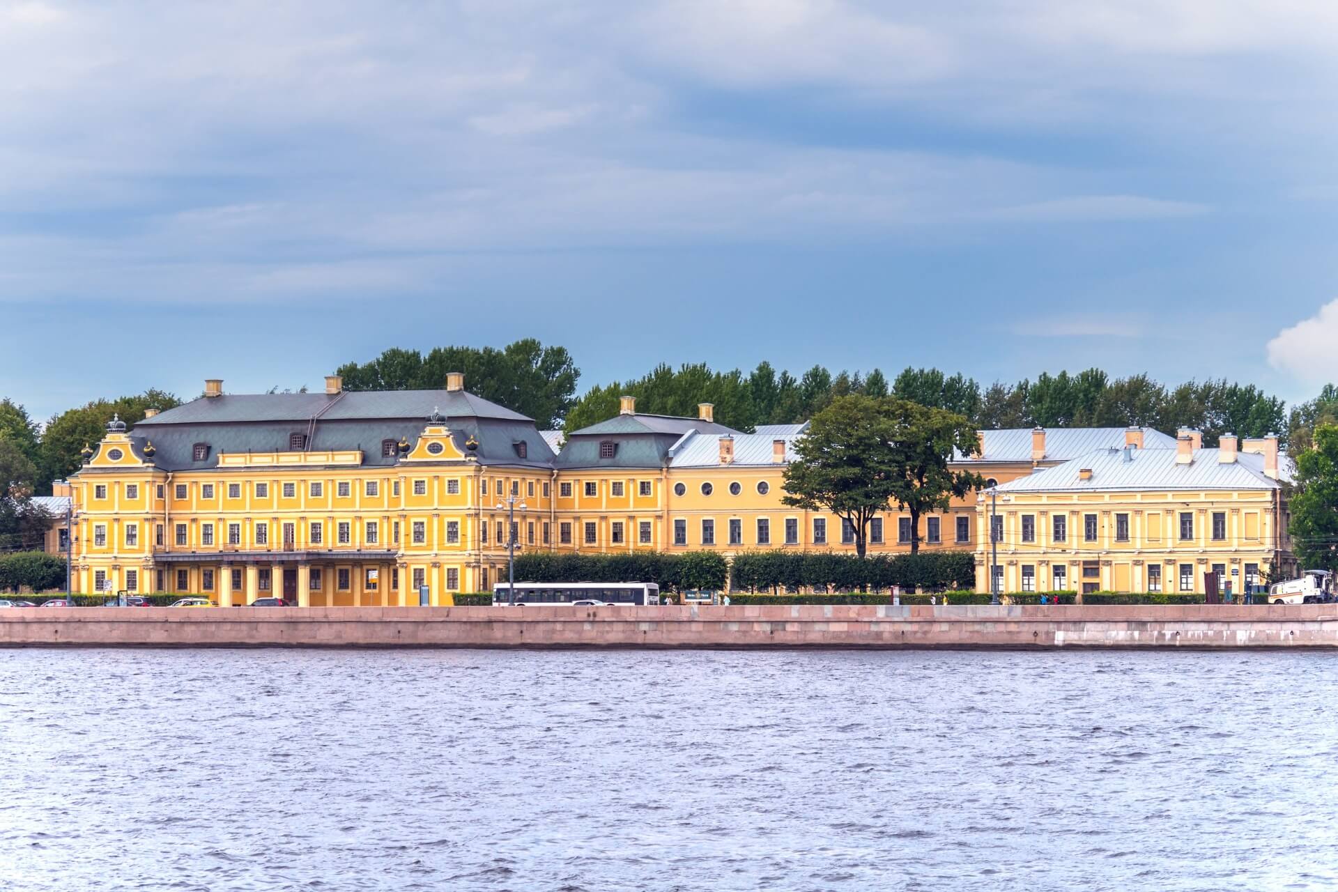 Дворец Меньшикова, Санкт-Петербург