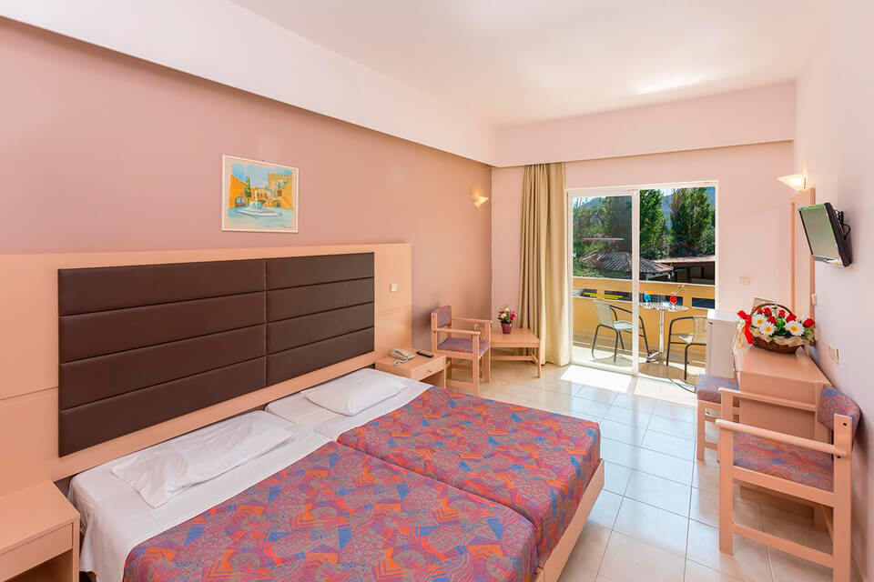 Golden Odyssey Hotel 4*