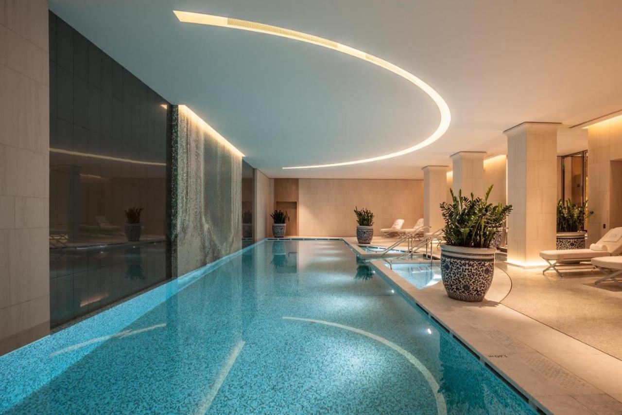 Hotel The Peninsula Paris 5*, Париж