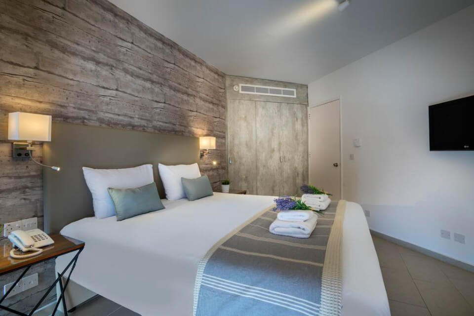 Leonardo Plaza Cypria Maris Beach Hotel & Spa 4*, Пафос
