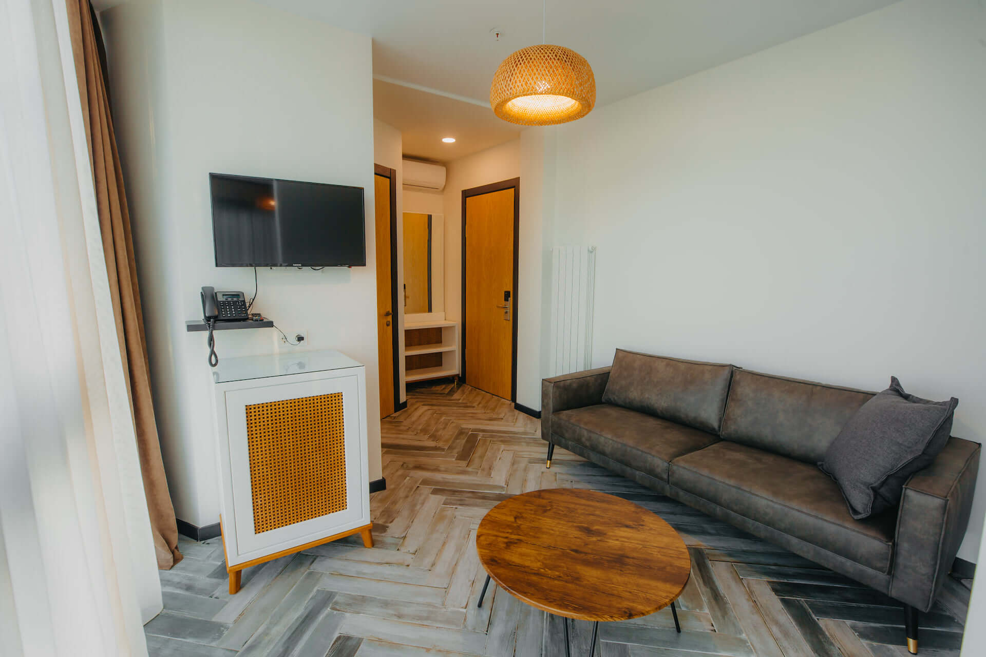 Capo Verde Hotel Batumi 4*, Батуми