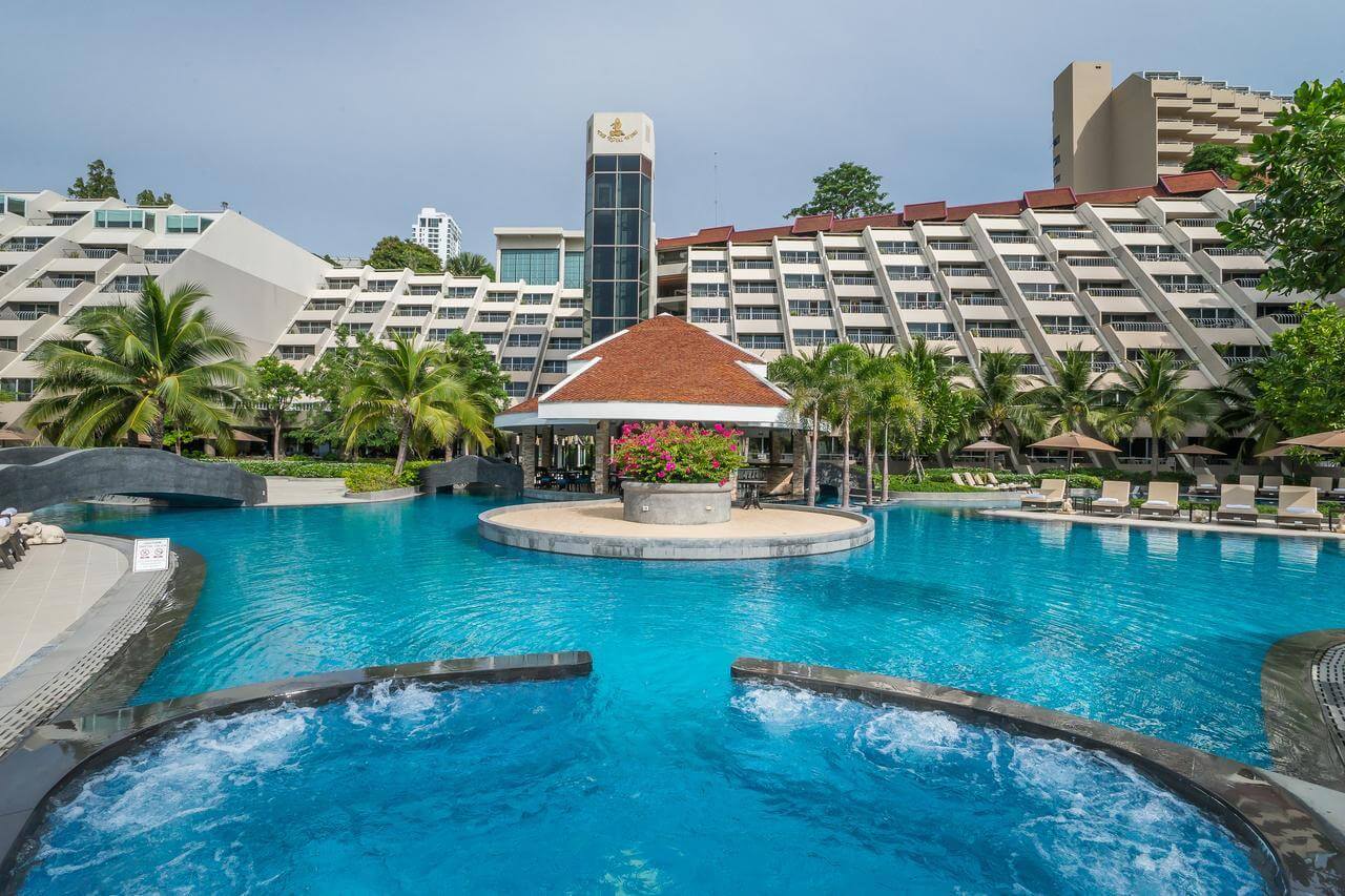 Royal Wing Suites & Spa 5*, Паттайя