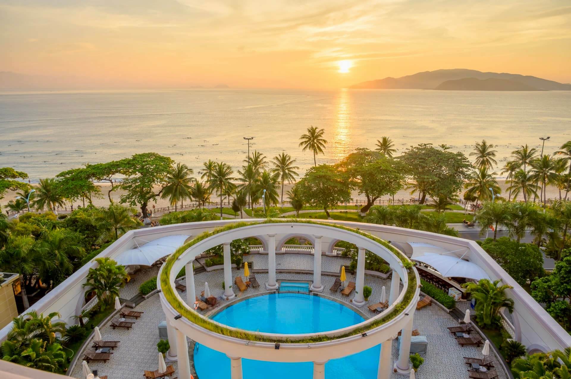 Sunrise Nha Trang Beach Hotel & Spa 5*, Начанг