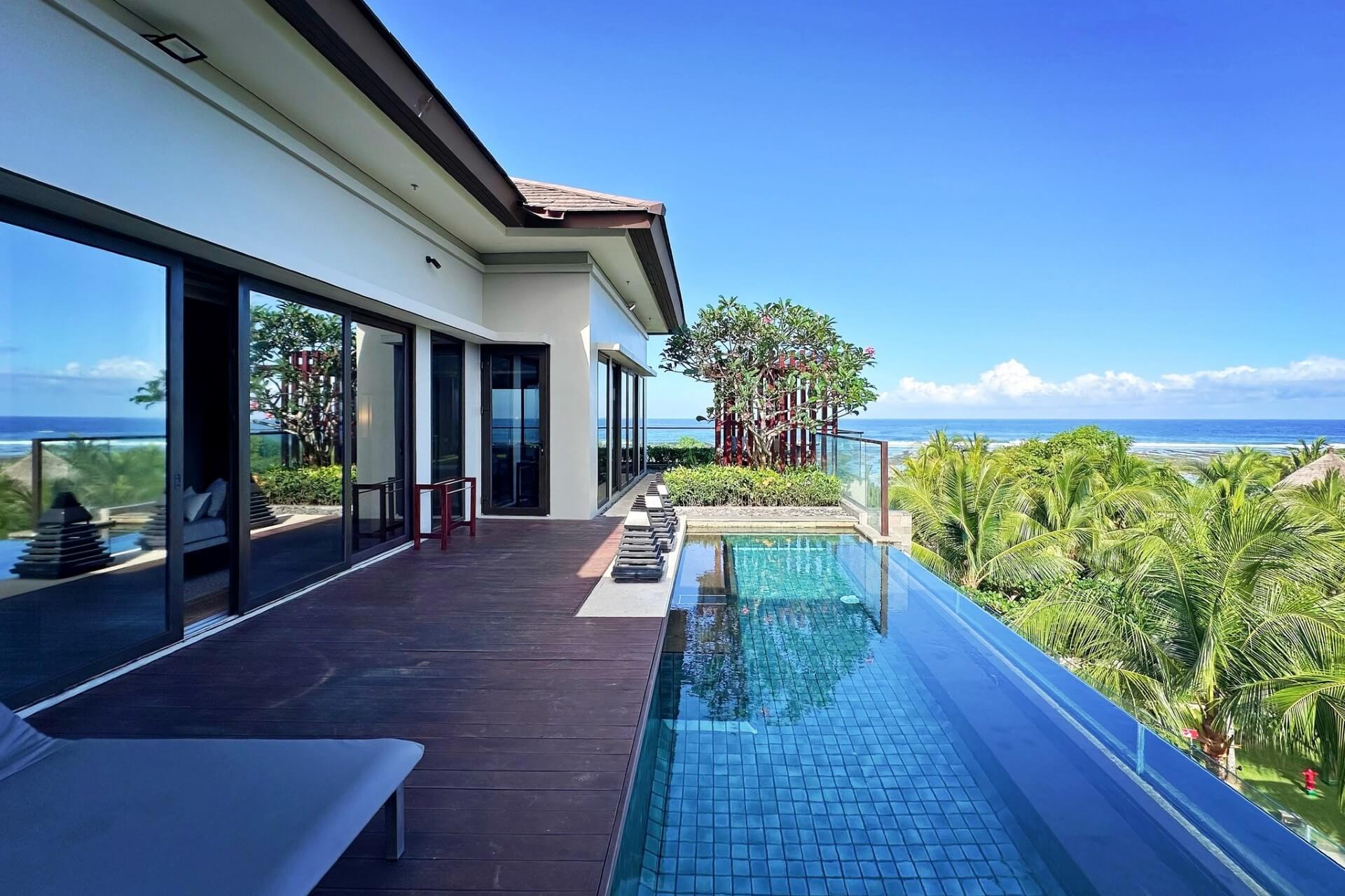 The Ritz-Carlton Bali 5*, Бали