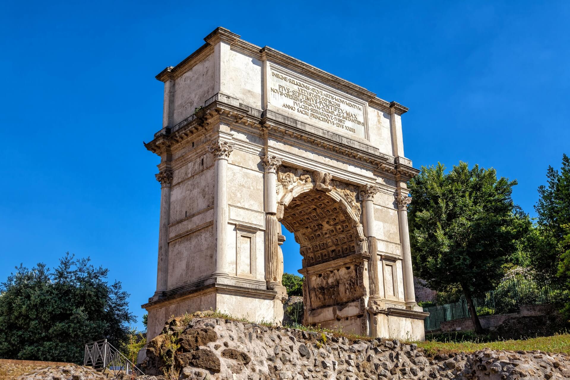 Триумфальная арка Тита, Рим