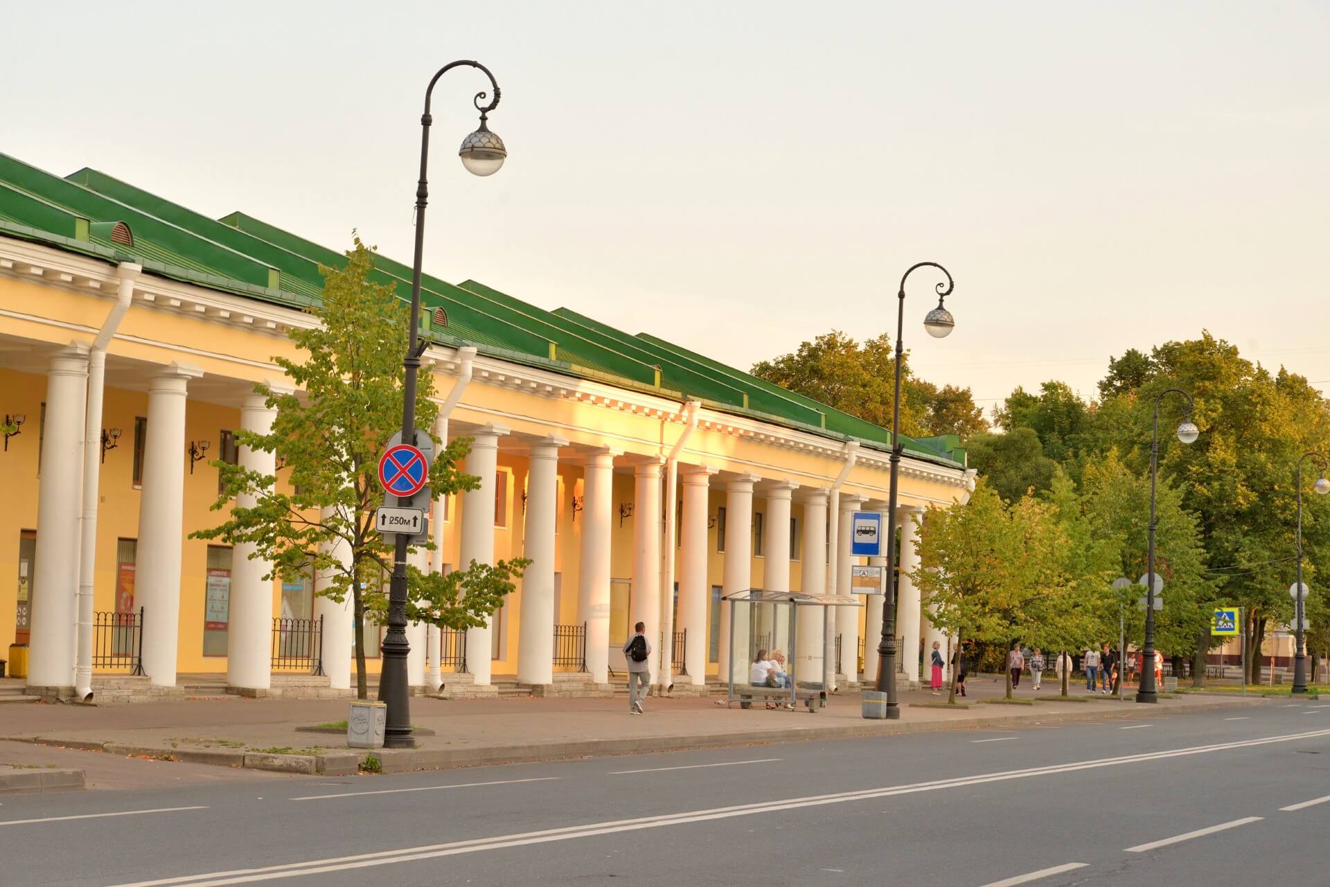 Гостиный двор, Кронштадт
