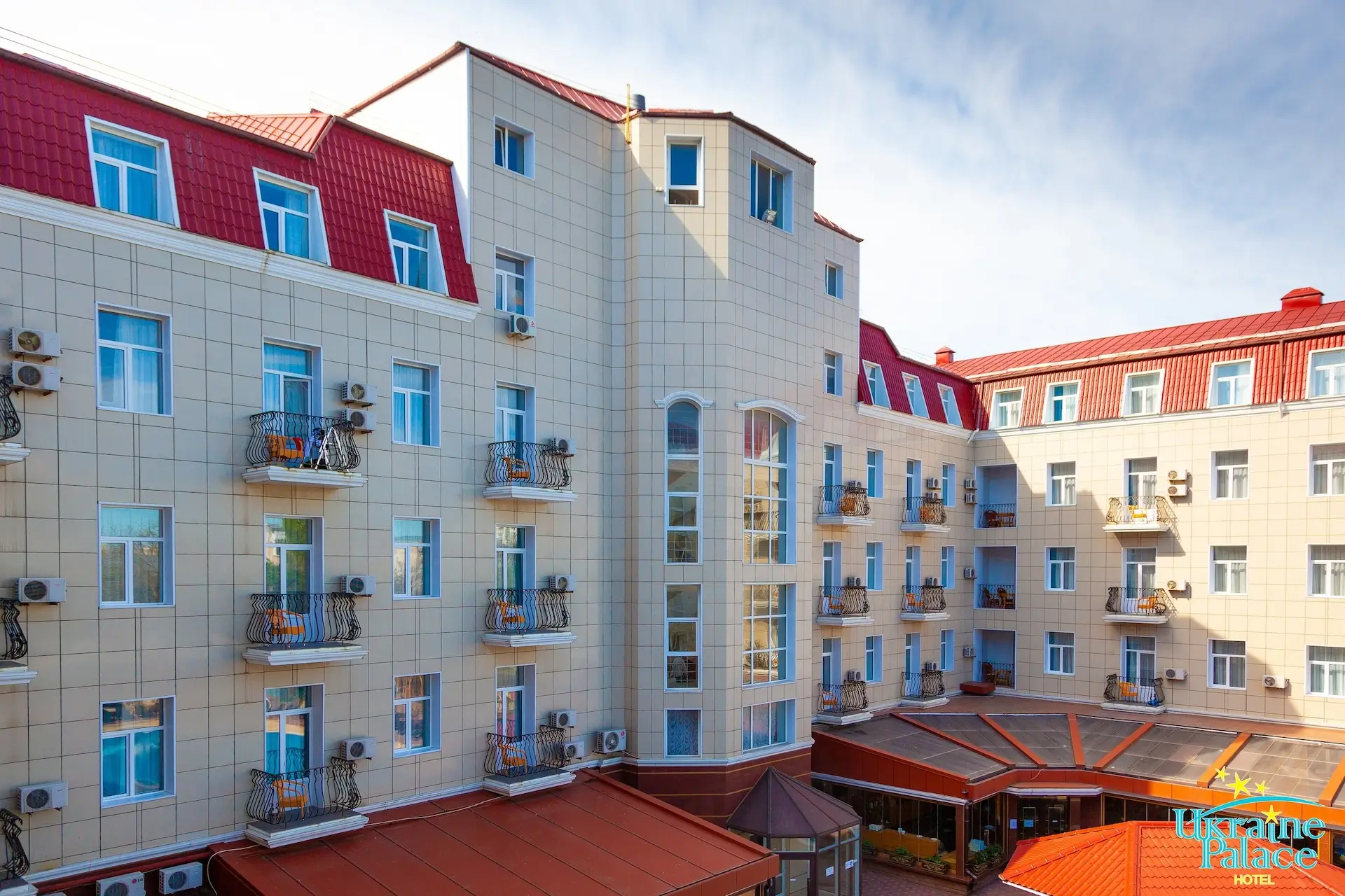Ukraine Palace 4*, Евпатория