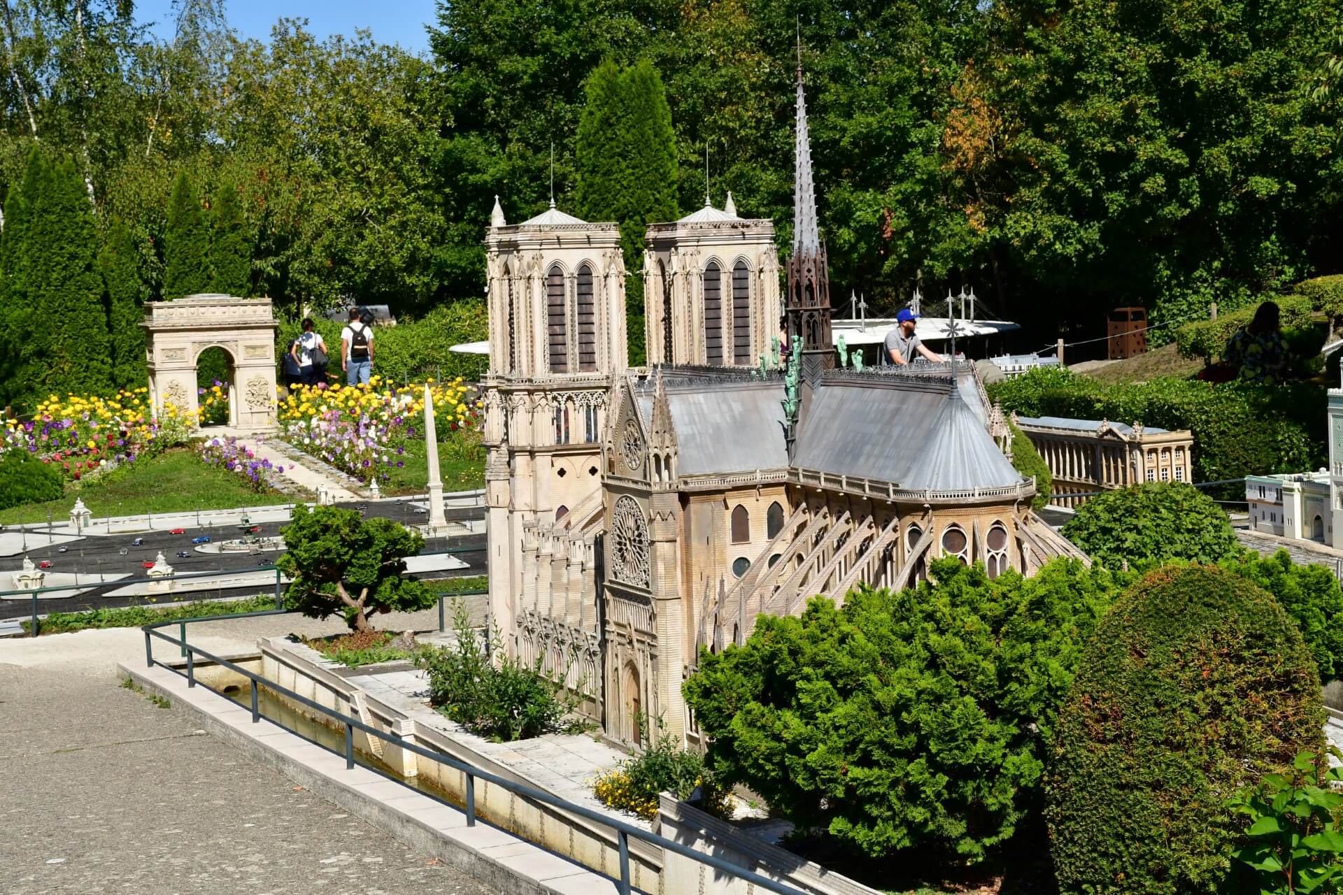 Парк «Франция в миниатюре», Париж