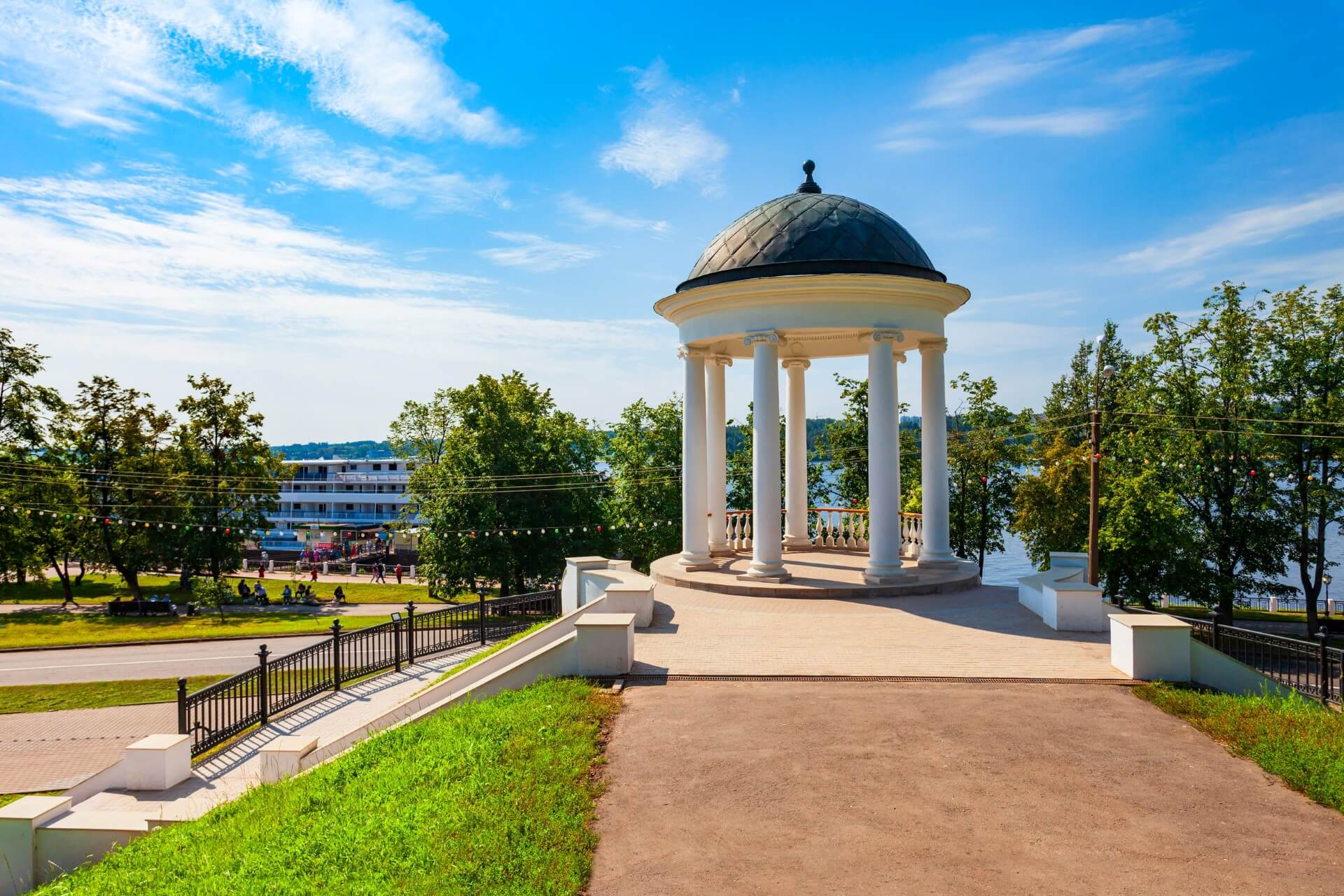 Беседка Островского, Кострома