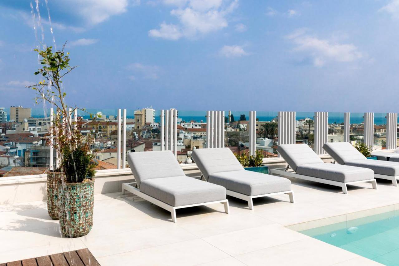 Hotel Indigo Larnaca 4*, Ларнака