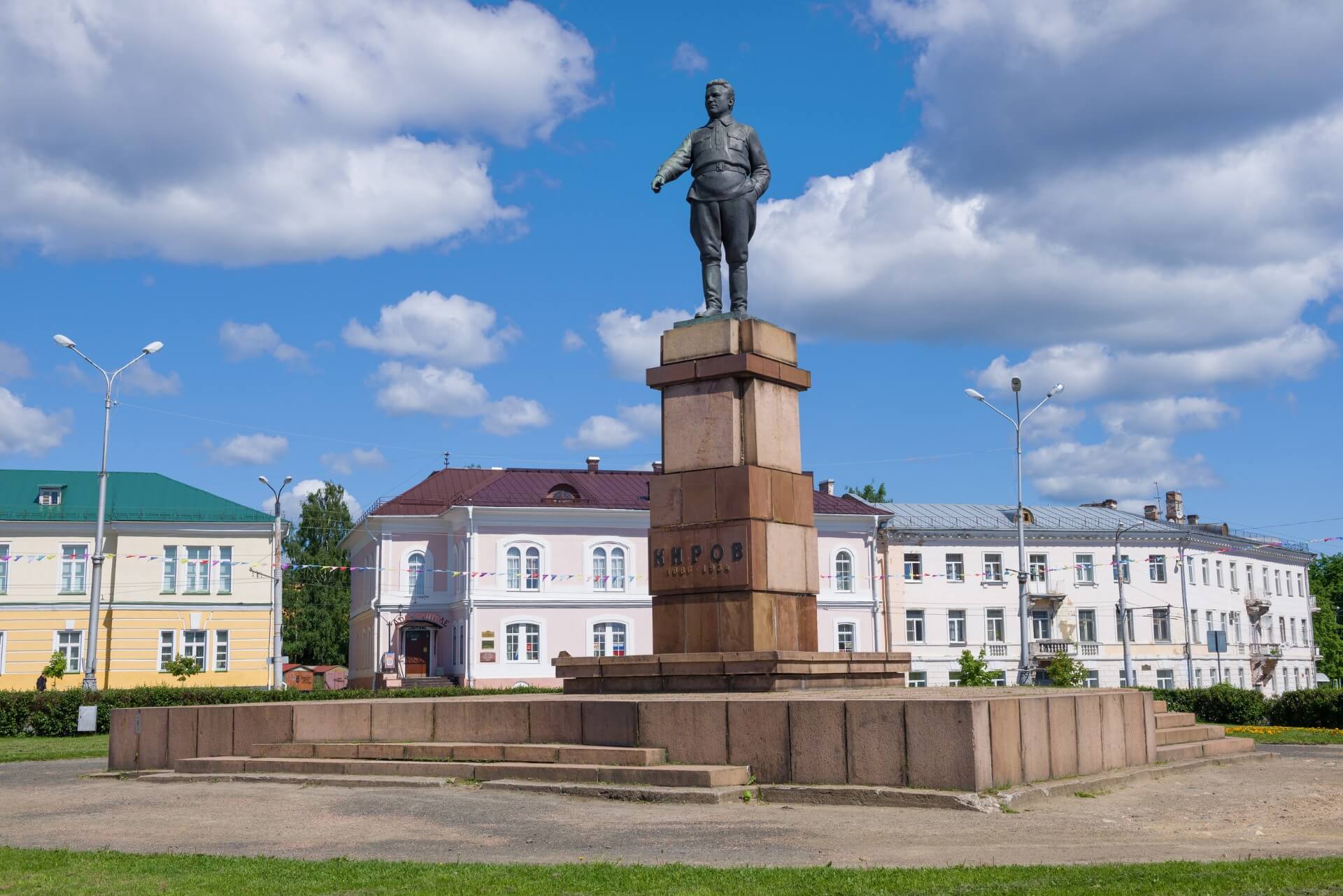Памятник С. М. Кирову, Петрозаводск