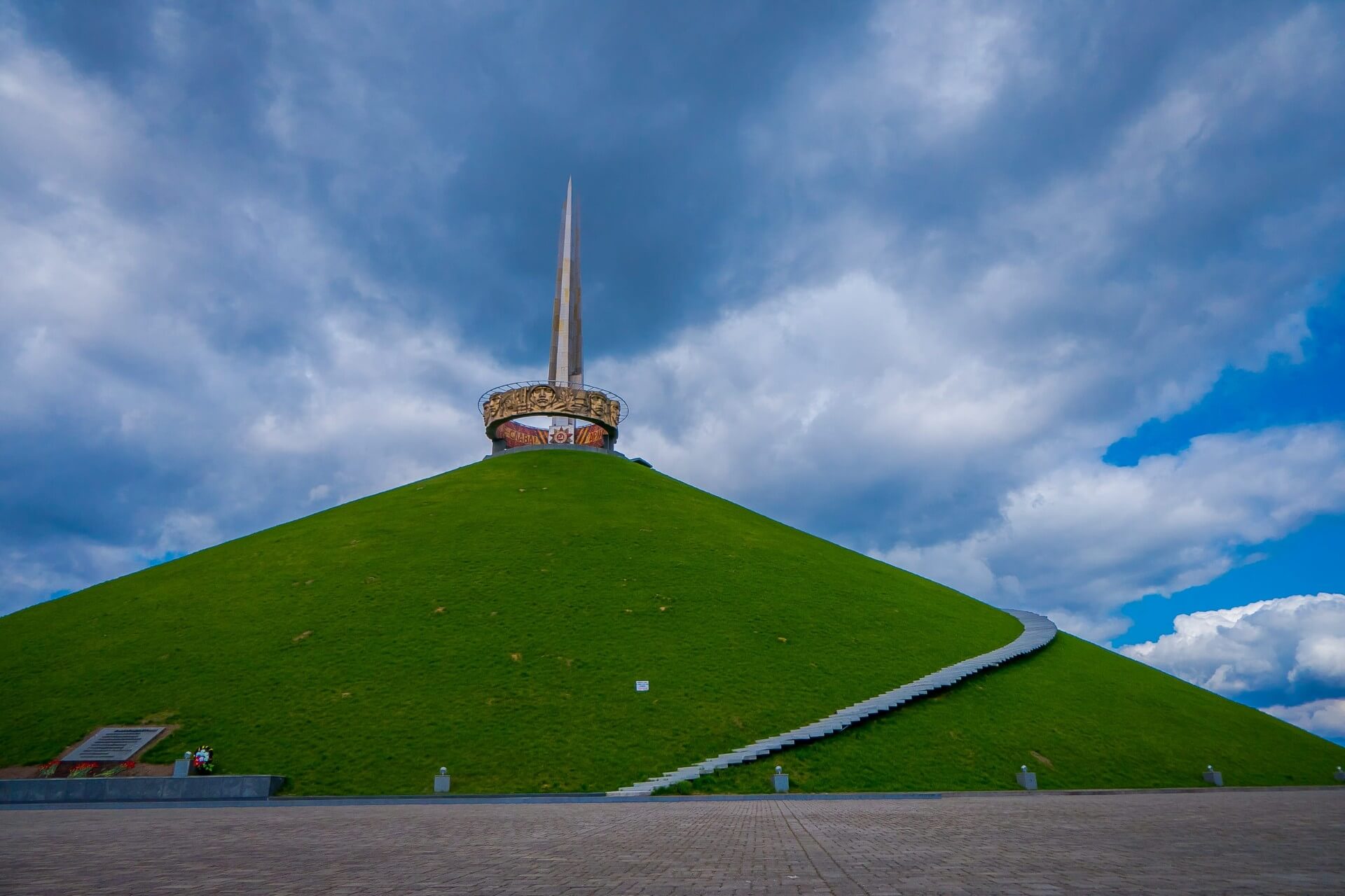 Хатынь и Курган Славы, Беларусь