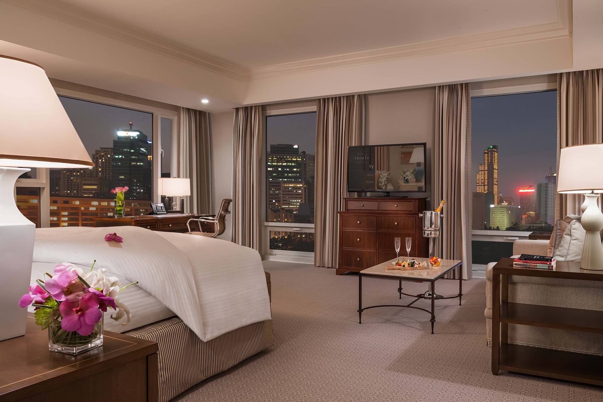 Discovery Primea 5*, Манила
