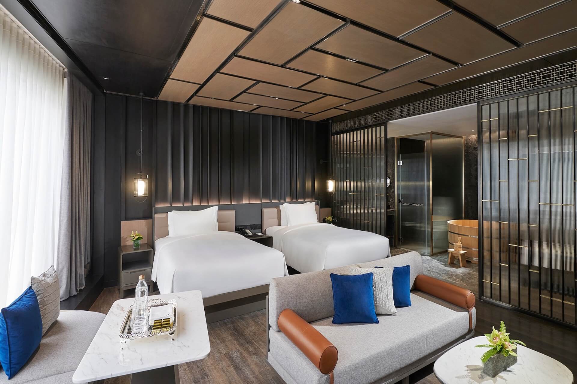 Hotel Okura Manila 5*, Манила