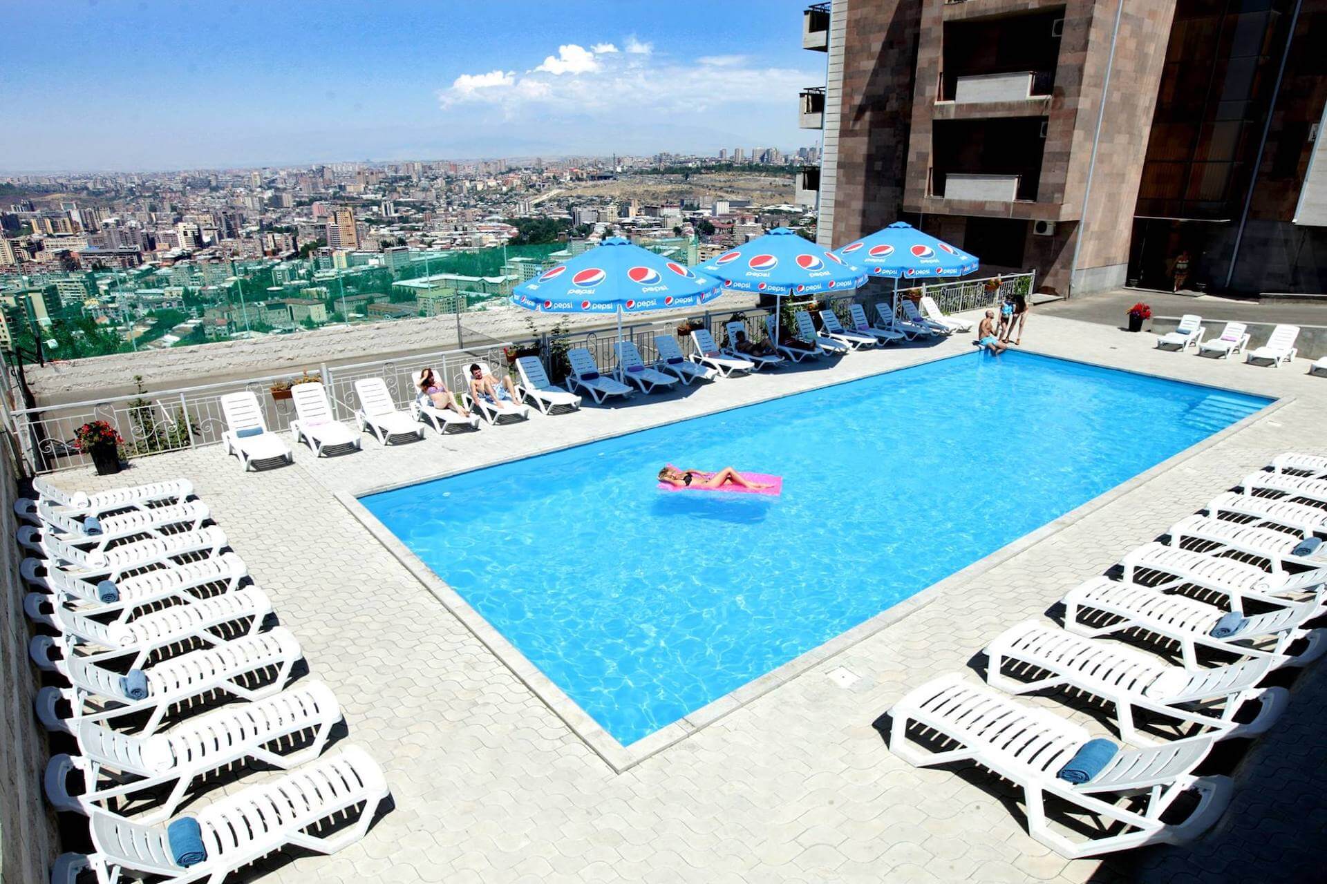 Panorama Resort&Suites 4*, Ереван