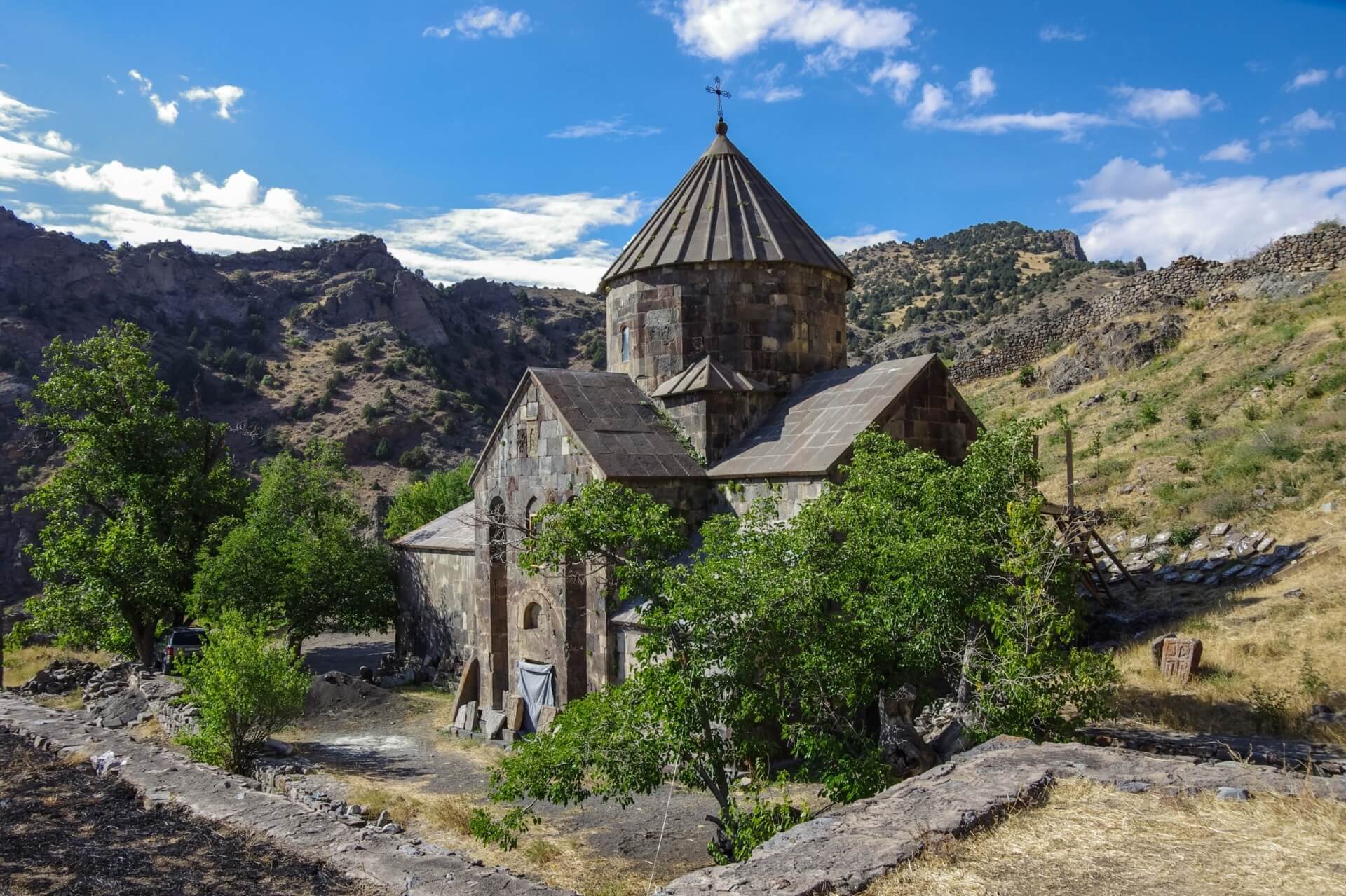 Гндеванк, Армения