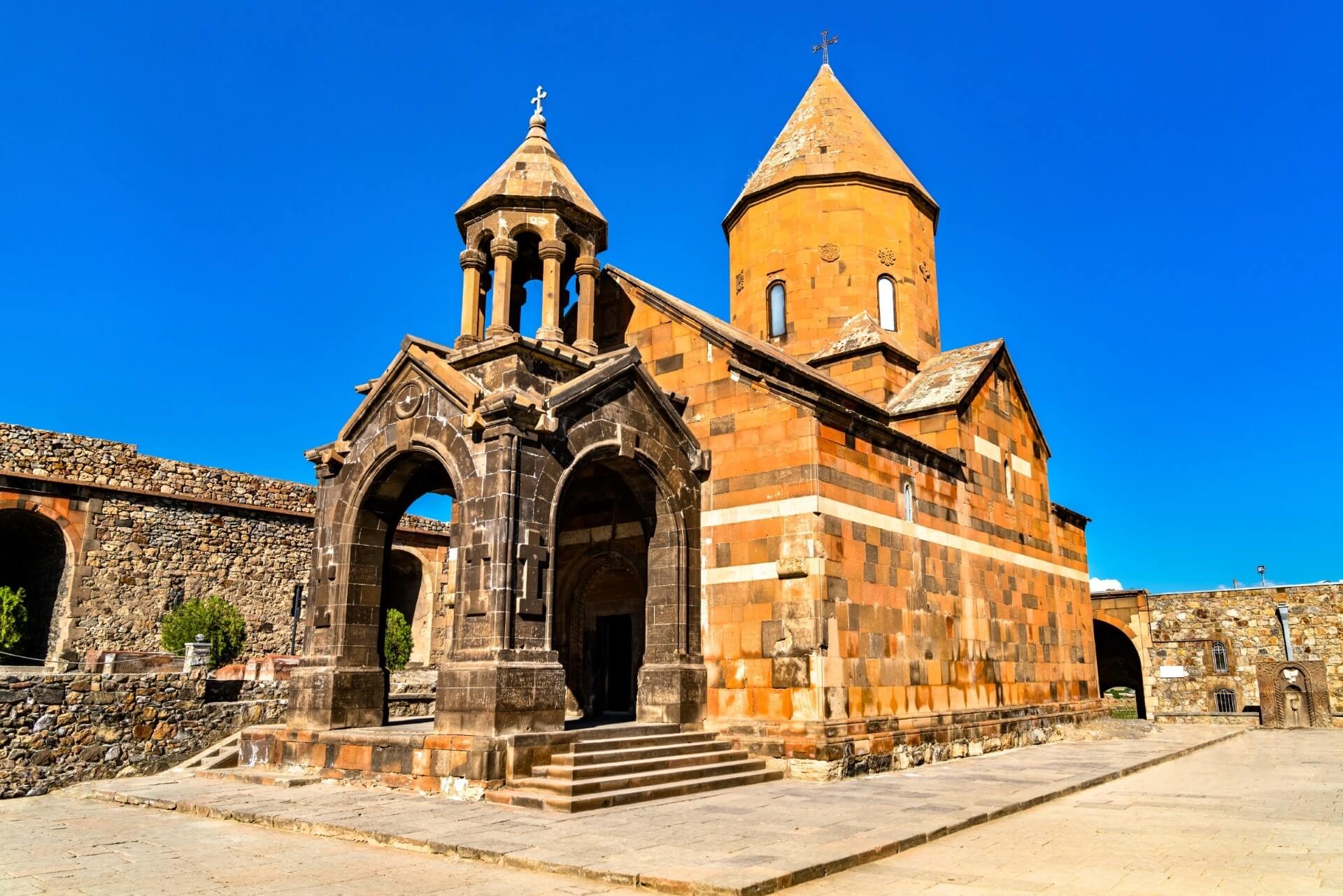 Хор Вирап, Армения