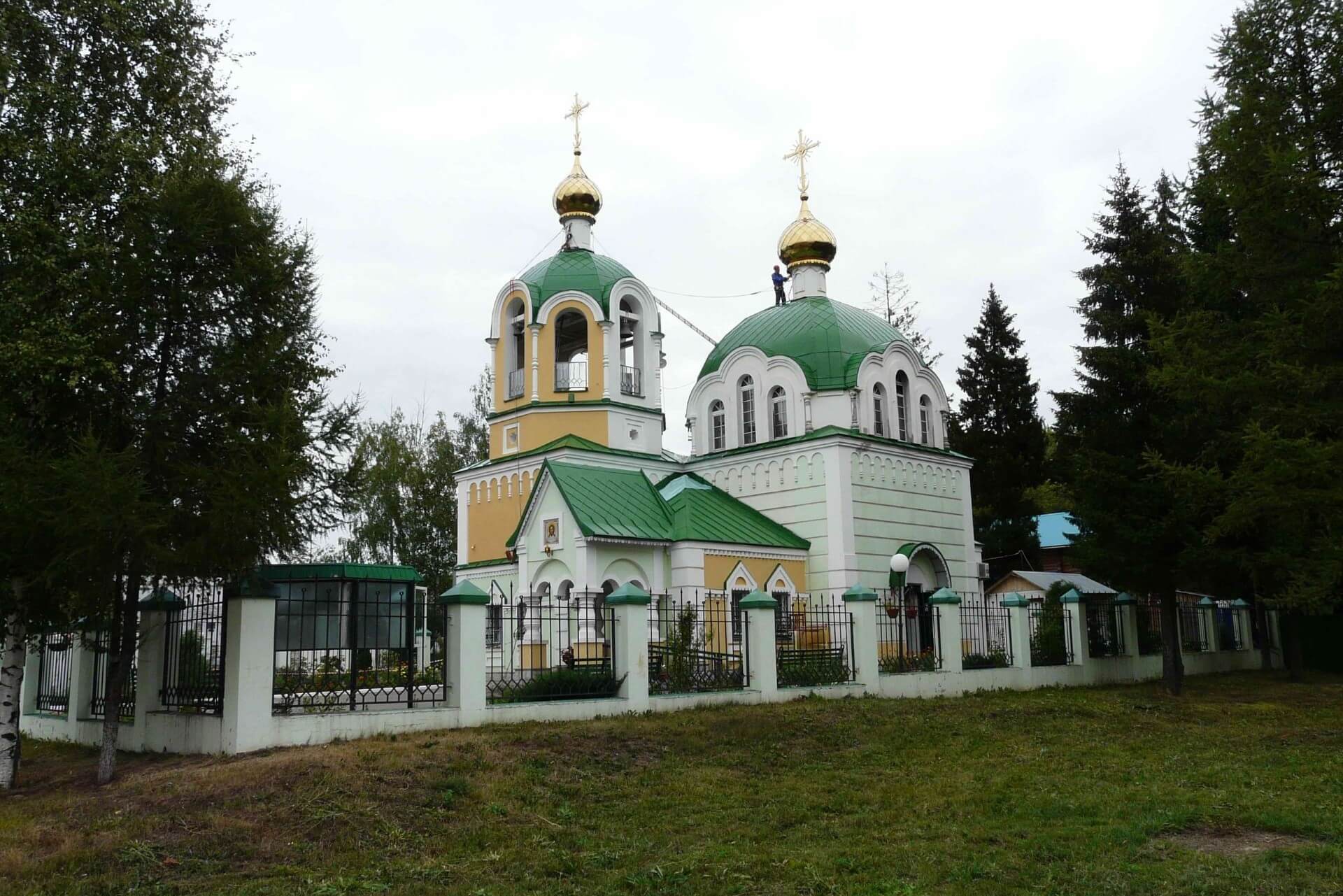 Храм Святых Царственных Страстотерпцев, Ижевск