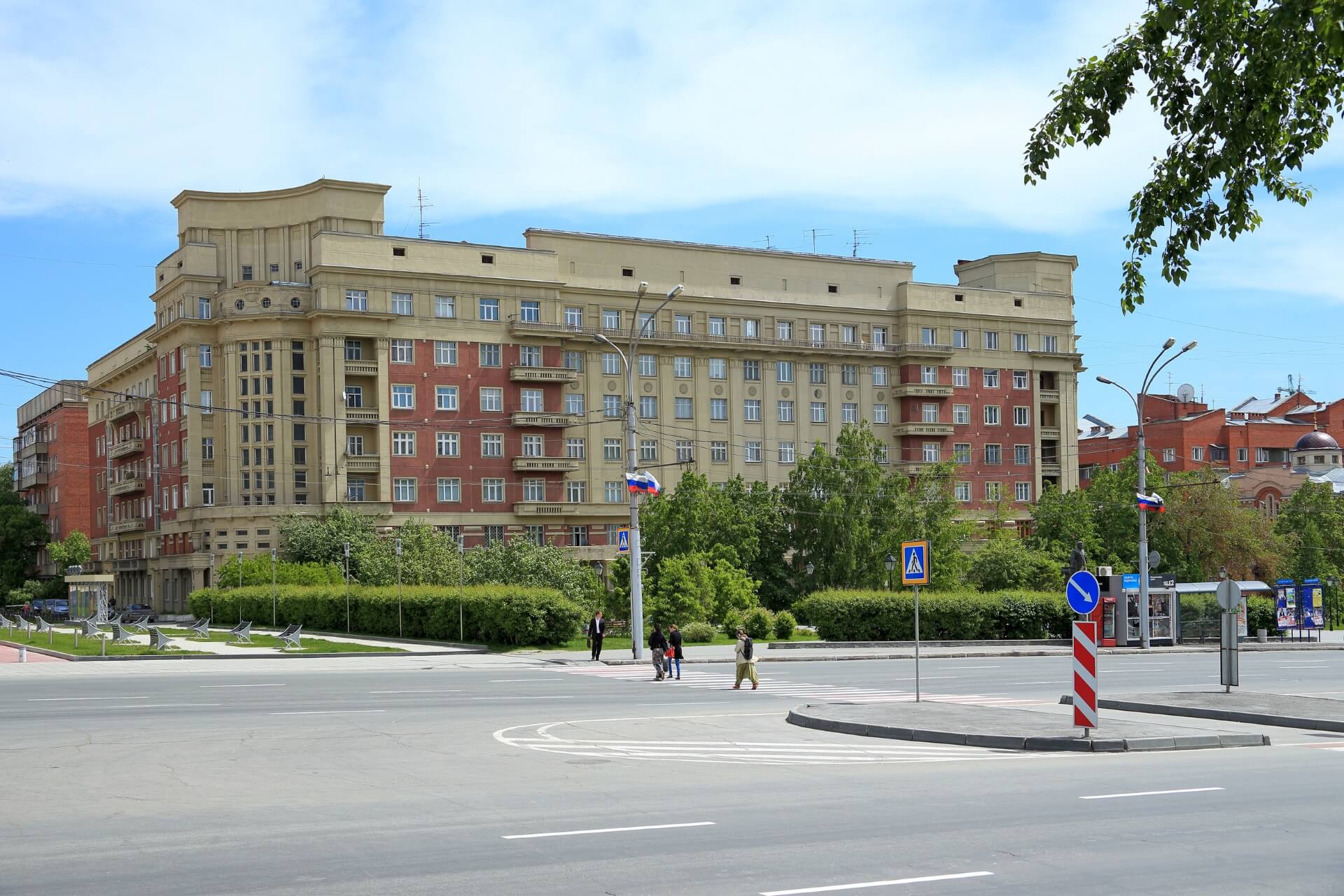 Стоквартирный дом, Новосибирск