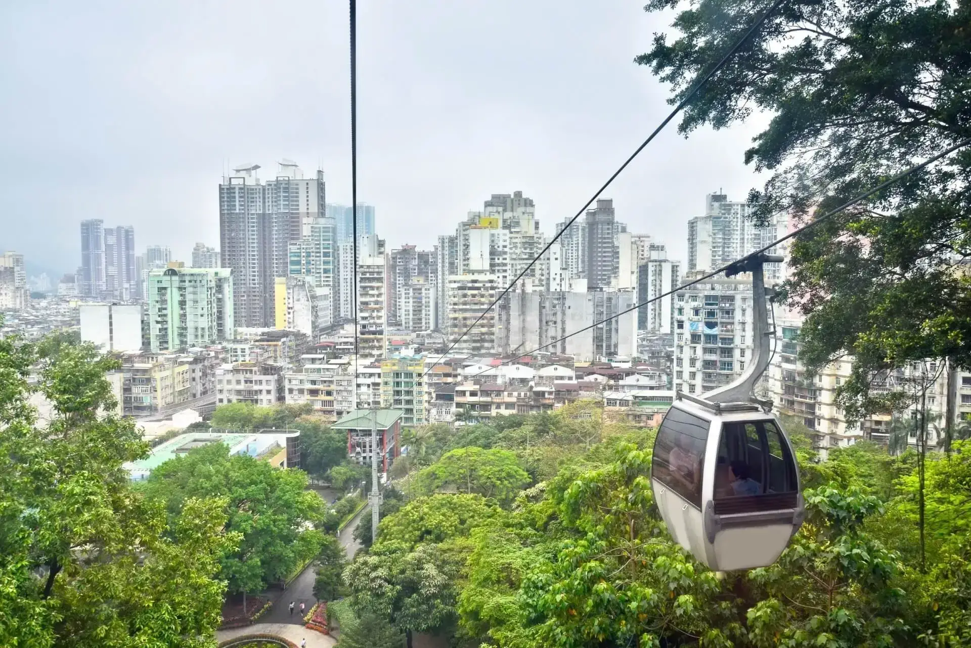 Канатная дорога Guia Hill Cable Car, Макао