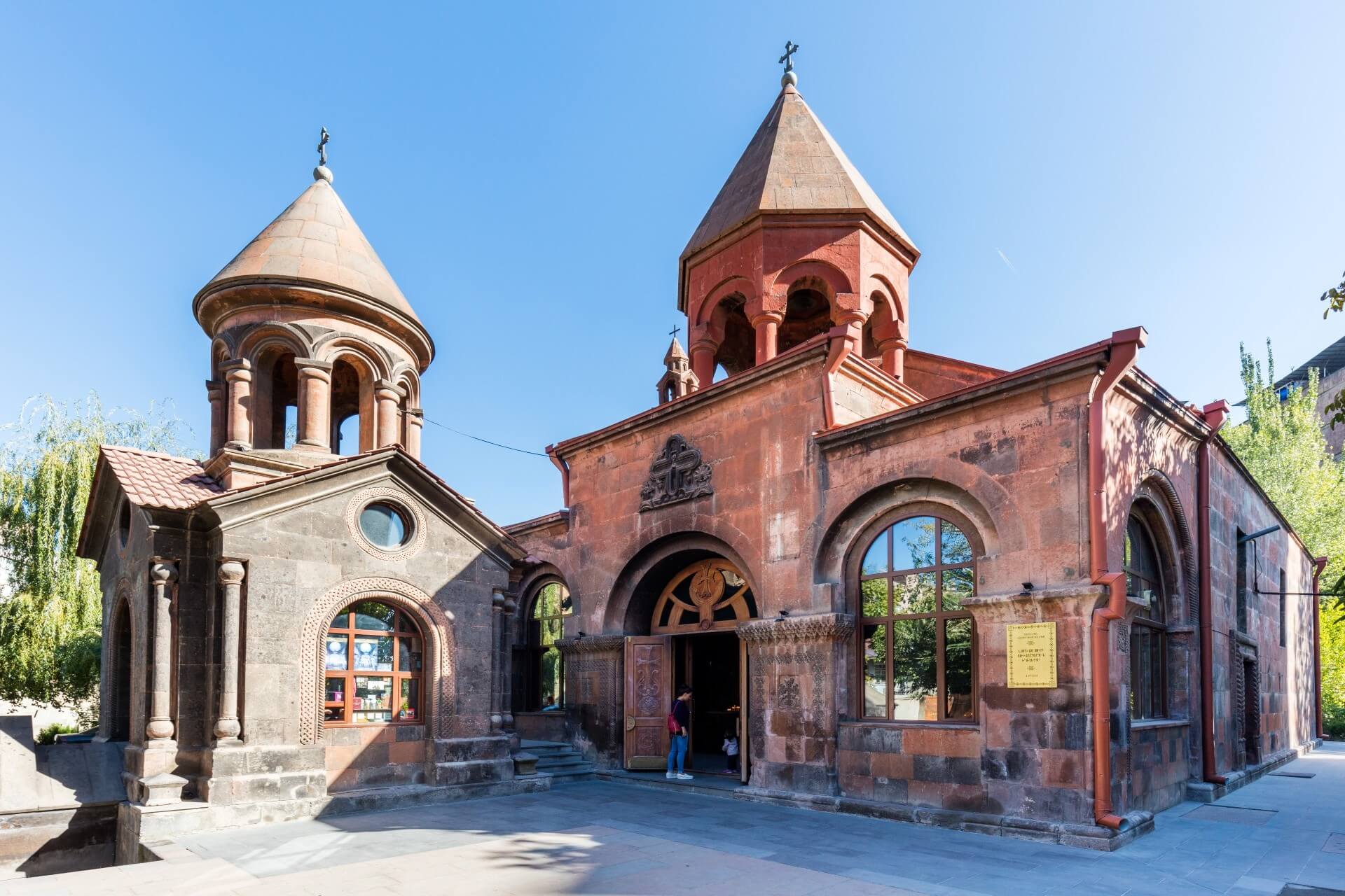 Церковь Сурб Зоравор Аствацацин (Церковь Пресвятой Богородицы), Гюмри