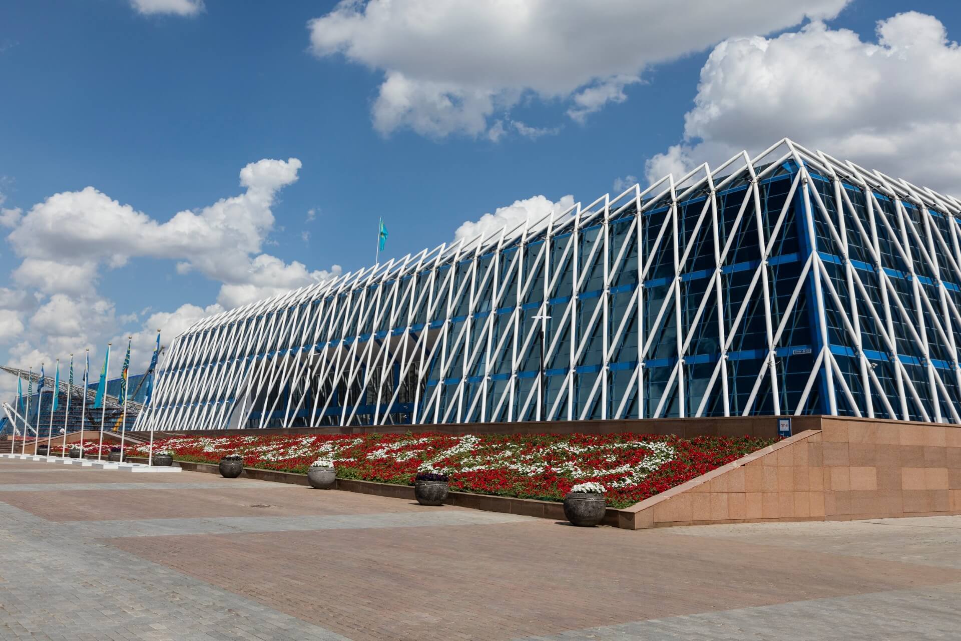 Дворец Независимости, Астана